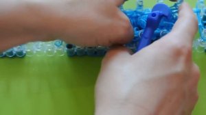 ❤Платье для Барби. Одежда из резинок. Как сплести платье из резиночек в видеоуроке №206❤