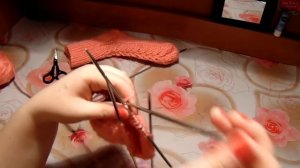 Вязание спицами Носки узор Ажурный"Веточки"часть 2