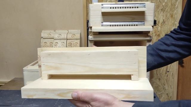 Еще о высоком универсальном дне улья... смотреть онлайн