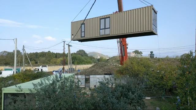 Кран 100 т.  против морского контейнера. смотреть онлайн