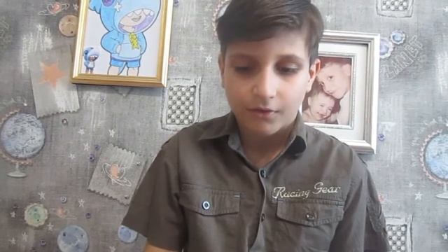 Саня читает стихи Сергея Михалкова "Котята" смотреть онлайн