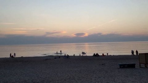 прекрасный вечер у моря/ разговоры ни о чем/ #балтийскоеморе #palanga