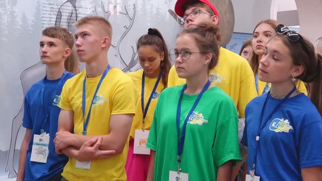 Слет активистов юные Лидеры Сибири 2023. Юный правозащитник. Слет активистов лидеров школьников картинка.