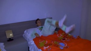 ЗАГАДОЧНОЕ ЗЕРКАЛО в новом доме НЯНЯ Мама Длинные Ноги что-то скрывает 2 серия Фаст Сергей