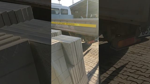 Сколы на тротуарной плитке "Рио". Смазка форм. непромаЗанные углы. смотреть онлайн