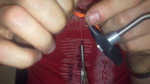 Вяжем уловистую мушку, имитацию мотыля. Как связать мушку уловистую для рыбалки своими руками.