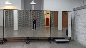 зеркало для зала