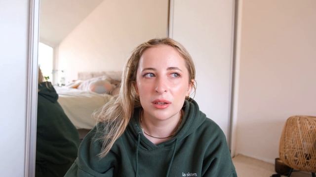 Decluttering & organizing my entire wardrobe! | closet cleanout ??? смотреть онлайн