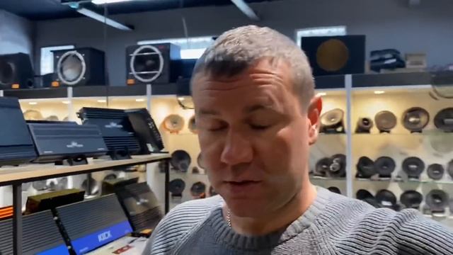 Аудиосистема Toyota RAV4. Автозвук за 85000 рублей + скрытый монтаж усилителей + сабвуфер в багажни смотреть онлайн