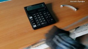 Присадка ручки по центру мебельного фасада. Как просверлить отверстия под ручку в середине дверки