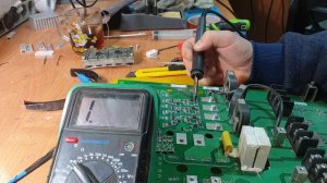 HYUNDAI N700E 22 кВт процес ремонта частотного преобразователя. Как это происходит!