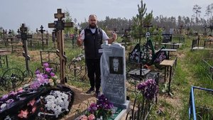 Бюджетная установка бюджетного памятника из мрамора в сравнении с монтажом от Гранит памяти