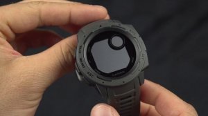 Unboxing Garmin Instinct