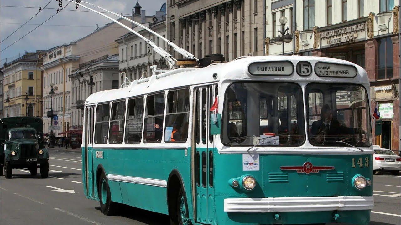 "Спецвыпуски". Парад ретротранспорта 2022. Покатушки на троллейбусе ЗИУ-5 и трамвае Х. Плоды работы.
