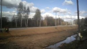 Демонтаж старых опор контактной сети в ручную.