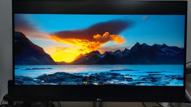 LG 32UN500W смотреть онлайн