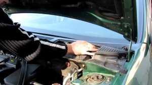 Расположение блока управления мотором печки Рено Меган 1999 г.в 1.4/16V