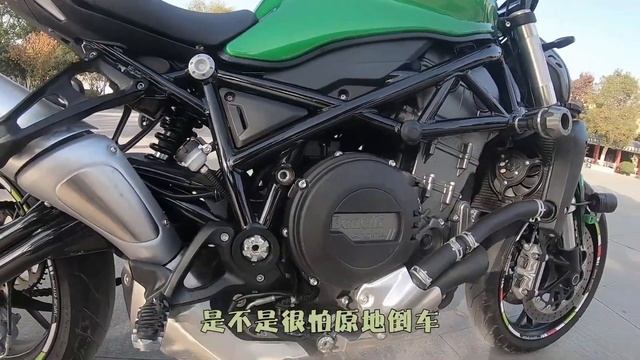 国产大排量街车贝纳利752S，续航太短，声浪很有特点 смотреть онлайн