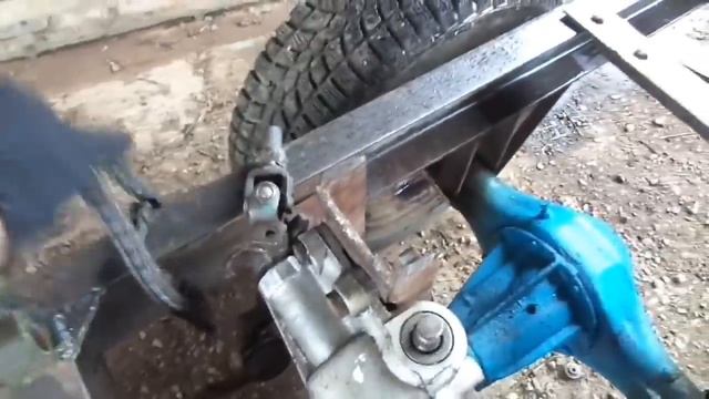 Продолжаю строительство минитрактора-переломки. Установил мосты и КПП от авто,,ВАЗ,, смотреть онлайн