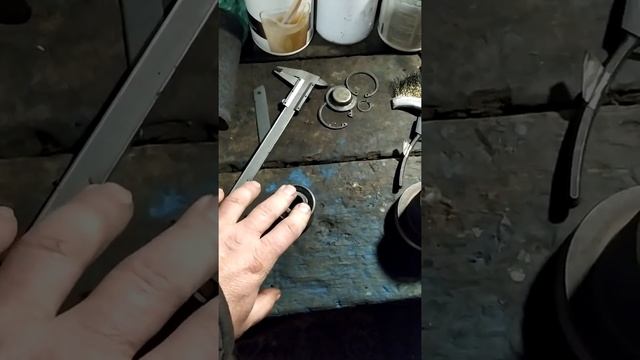 Натяжитель ремня водяного насоса ЯМЗ 7511. Замена подшипников. смотреть онлайн