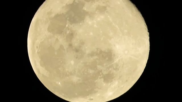 Full Moon Closeup Zoom: Canon Powershot SX540 смотреть онлайн