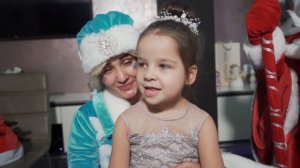 Новогоднее поздравление Дедушки Мороза и Снегурочки от Irada Production