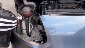 Citroen C3 Picasso headlights removal