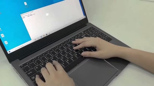 CHUWI Laptop 2020 AeroBook Plus 15 6 4K UHD Display Intel i5 6287U Review Aliexpress Price