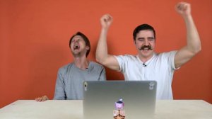 Музыкальная Сметана ТВ || Парни и Гришечкина поют