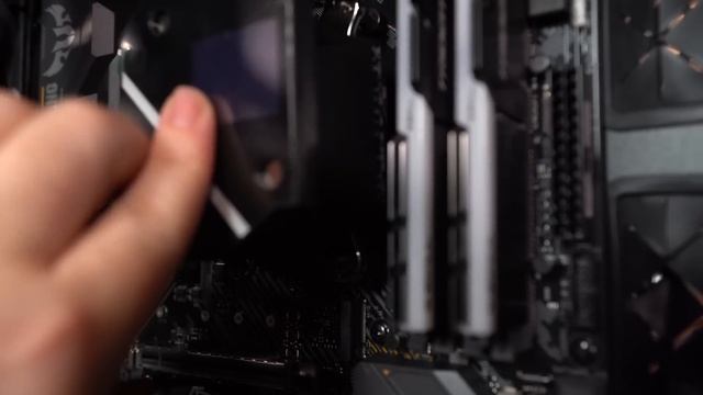 Huge Gaming PC Giveaway For Red Dead Redemption 2 PC! смотреть онлайн