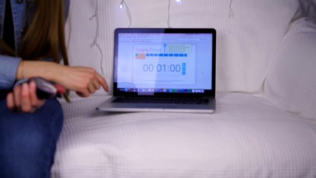 ЧУТЬ НЕ ОТРАВИЛАСЬ! СЪЕЛА ЗА 1 МИНУТУ! НЕ ПОВТОРЯТЬ! смотреть онлайн