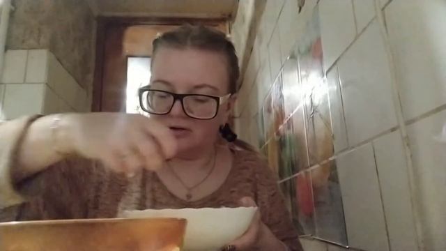 Готовлю слоёный салат. Салат с крабовым мясом.  Самый вкусный и самый праздничный салат.