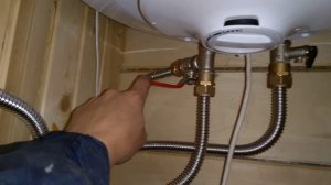 БАНЯ #38 - Сделал приточку для печки в бане и должно быть теплее.