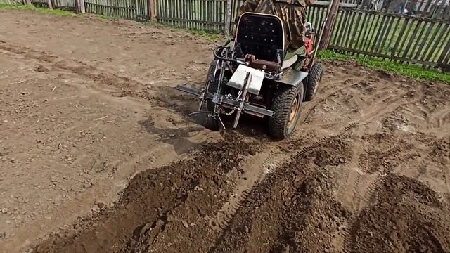 Самоделки работают в деревне - весь сезон за 11 минут (минитрактор + мини погрузчик) смотреть онлайн