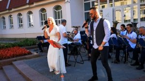 Смотрю В Твои Глаза, Ищу В Них Отражение...