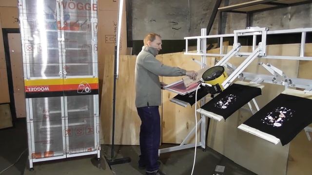 Шелкография водными красками на второй день