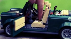 LEGO Creator 10242 Mini Cooper MK VII + Акция 30% на полный набор минифигурок 71009 The Simpsons