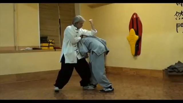 Клуб восточных единоборств. Ушу. Кунг фу. Видео  功夫 武術 смотреть онлайн