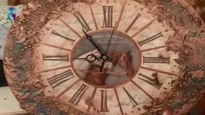 Декупаж часов объемным декором, имитируя металлическую поверхность. Мастер класс