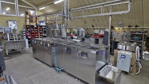 Ультразвуковая линия очистки 6-ти позиционная полуавтомат для очистки деталей авиадвигателей