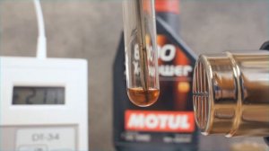 Motul 8100 X-Power 10W60 Jak czysty jest olej silnikowy?