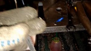 Отрезной резец из ножовки!