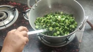 How To Prepare Bhindi ki Sabji | Griha Lakshmi E -1