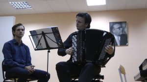 В. Семенов - Инвенция фа мажор/Исп. Лев Лавров
