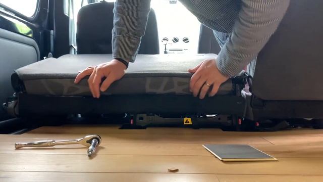 Modular Van Floor Installation WITHOUT Subfloor || 2011 Ford Transit Connect Conversion смотреть онлайн