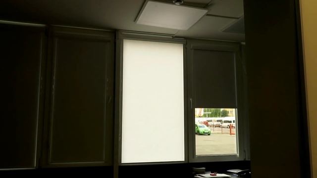 Рулонные шторы блэкаут. Шторы блэкаут. Чем отличается ткань БЛЭКАУТ от полупрозрачной ткани . смотреть онлайн