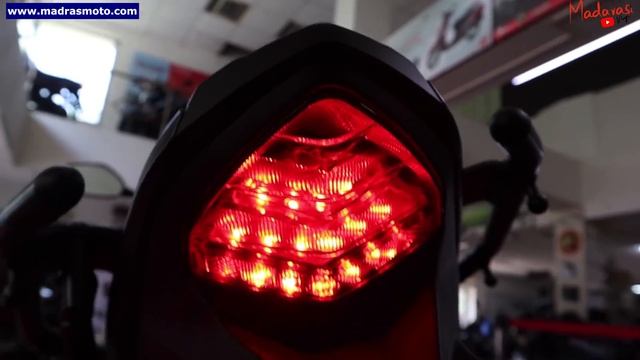 Honda CB500X | Over priced machine at 7.8lakhs | Very comfortable tourer |  City use - Vera level