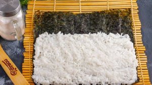 Жареные роллы с курицей