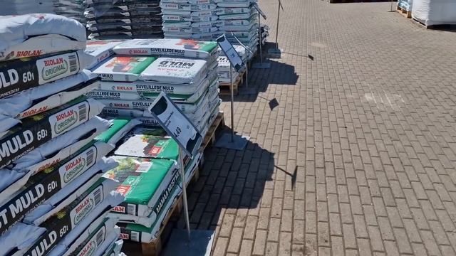 Рассада цветов для дачи.Питомник растений Hansaplant.По магазинам Таллинна.Цены в Эстонии.Влог