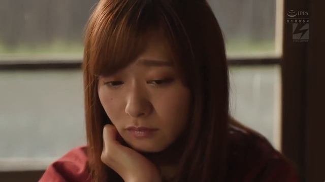 시라이시 마리나 (Marina Shiraishi . 白石茉莉奈)